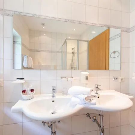 Guest house Waldesrand 3*
