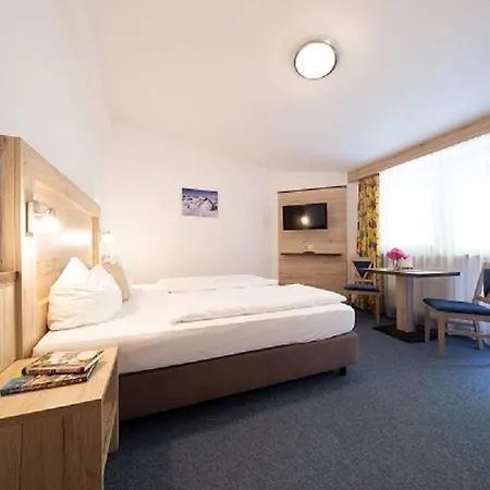 Waldesrand Guest house Solden