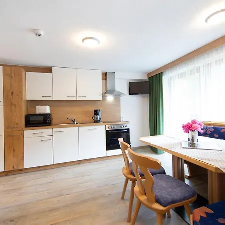 Waldesrand 게스트하우스 솔덴