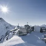 Waldesrand Konukevi Sölden
